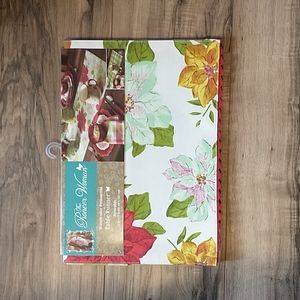 ☃️Pioneer Woman Watercolor Poinsettia Table Runner